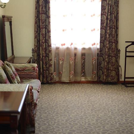 Bozok Hotel Akmola Esterno foto
